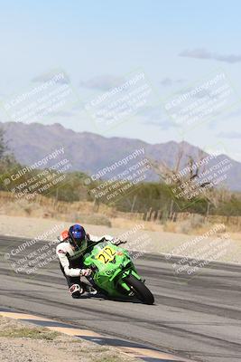 media/Nov-16-2025-Race Pace (Sun) [[8c5fa54630]]/Verified Riders/4-Turn 3 Inside (1050am)/